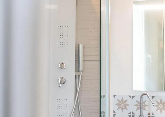 Le Bourbon - T2 Renove A 200m De La * لابينيه