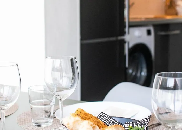 Le Bourbon - T2 Renove A 200m De La شقة