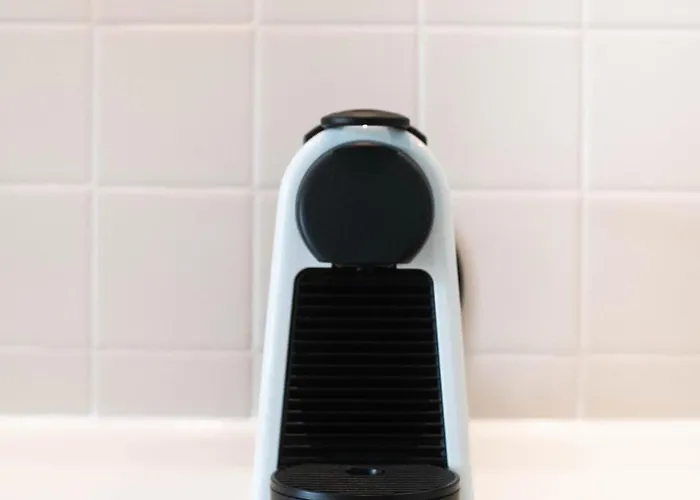 Le Bourbon - T2 Renove A 200m De La *