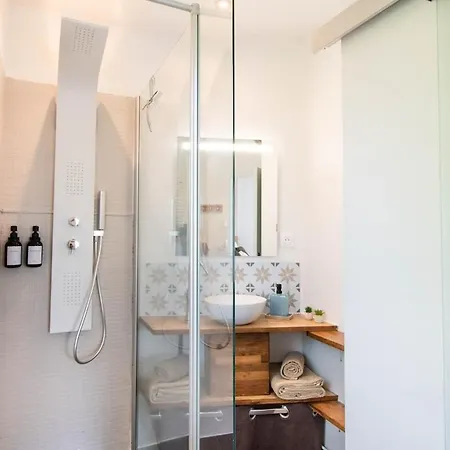 Le Bourbon - T2 Renove A 200m De La Labenne