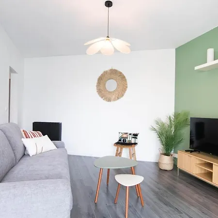 Le Bourbon - T2 Renove A 200m De La Lägenhet *